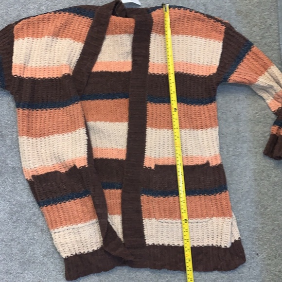 Knit Cardigan from American Eagle. NWT! - Picture 8 of 8